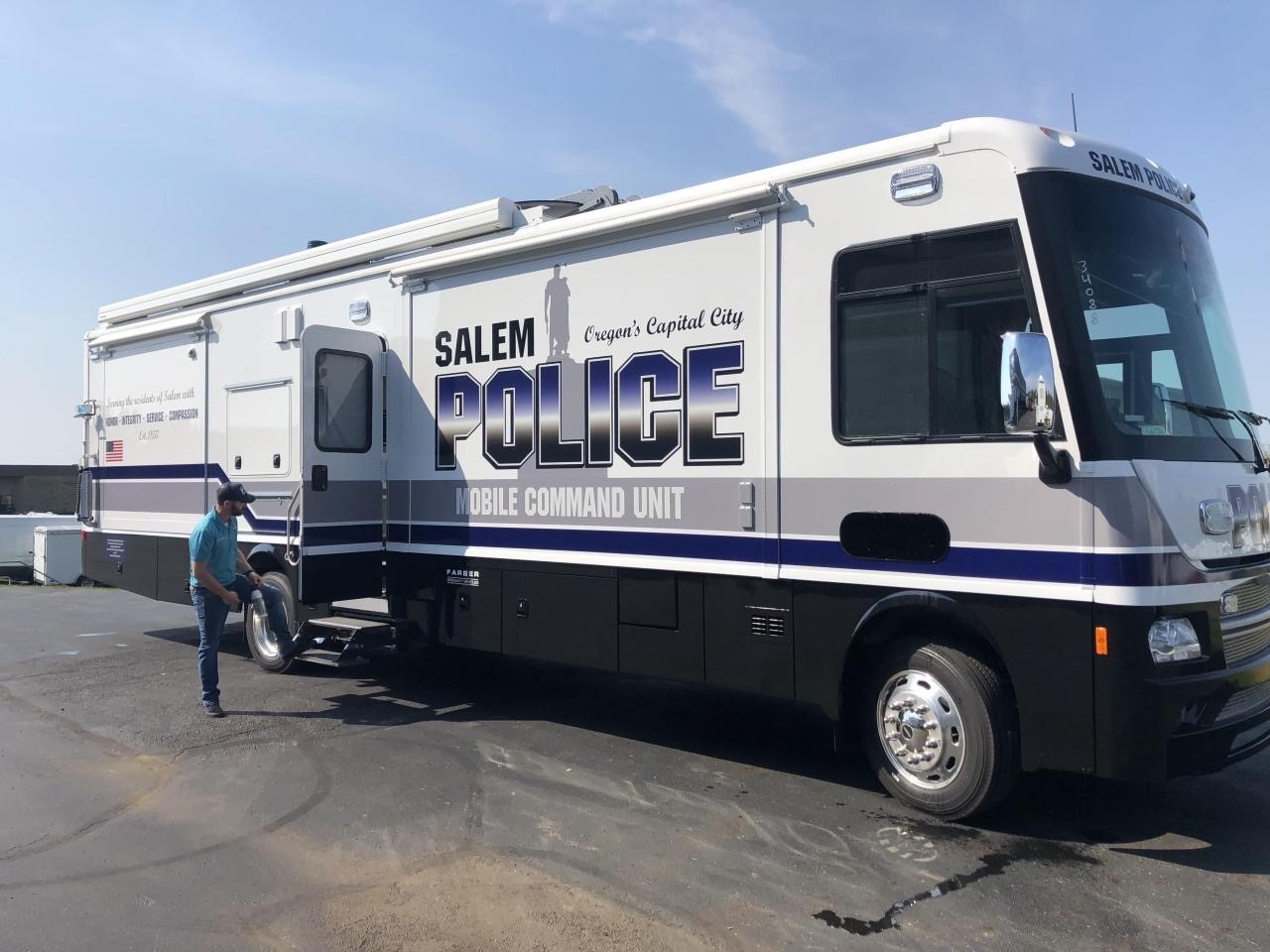 Mobile Command connectivity